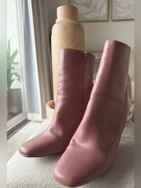 Anne Michelle Mauve Leather Ankle Booties